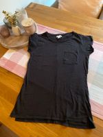 Amisu Damen T-Shirt mit Brusttasche schwarz Gr. XS Niedersachsen - Großefehn Vorschau