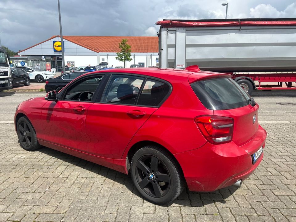 BMW 114d #Shz #Tüv #Klima #S-Heft #Service Neu in Bad Dürrheim