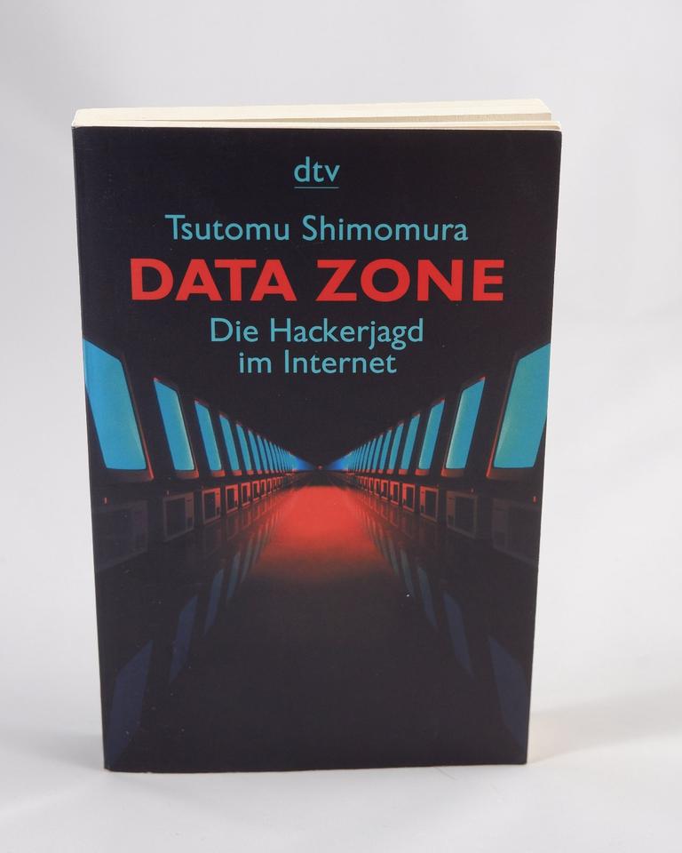 Tsutomu Shimomura - Data Zone. Die Hackerjagd im Internet - 1,00€ in Helferskirchen