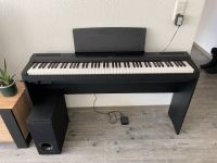 E-Piano / Klavier / Yamaha P-125 mit Zubehör Baden-Württemberg - Bietigheim-Bissingen Vorschau