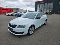 Skoda Octavia Combi Style XENON SHZ PDC NAVI TEMPO Baden-Württemberg - Villingen-Schwenningen Vorschau