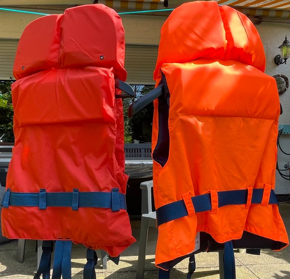 Secumar Weste für Kinder beim Wassersport in Ratingen