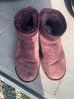 Original UGG Halbstiefel Gr. 38 Lila Nordrhein-Westfalen - Frechen Vorschau