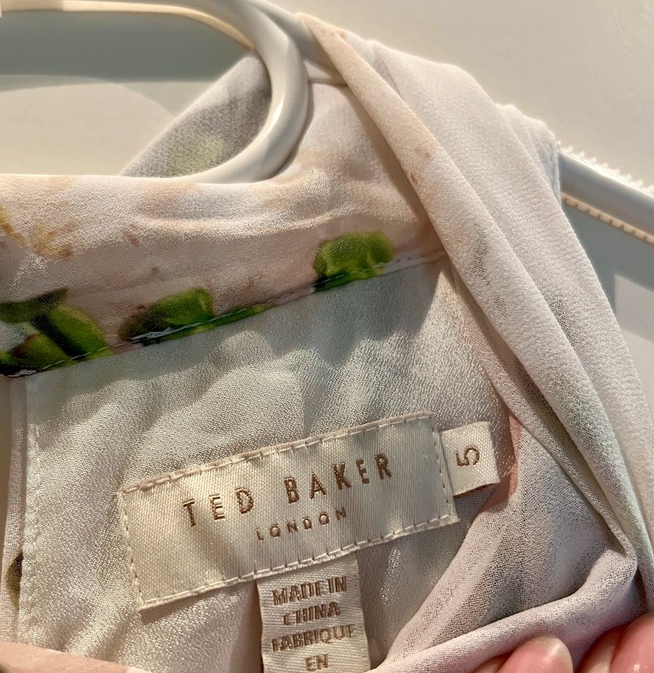 Kleid von TED BAKER // Größe 5 (44) in Paderborn