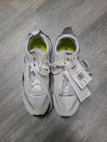 Neue Reebok CL Legacy Größe 38,5 Hessen - Künzell Vorschau