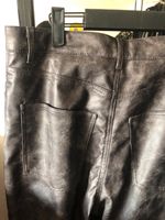 Neue Monki Kunstlederhose Vegan Acid Look 40 Kreis Pinneberg - Elmshorn Vorschau