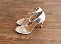 Stilettos Sandalen High Heels Sandaletten Kunstleder Zara Gr. 39 Nordrhein-Westfalen - Leverkusen Vorschau