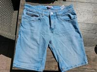 Kurze Jeanshose von Tommy Hilfiger Niedersachsen - Stuhr Vorschau