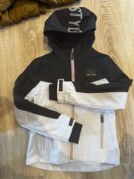 Kinder Softshell Jacke 134/140 Nordrhein-Westfalen - Paderborn Vorschau