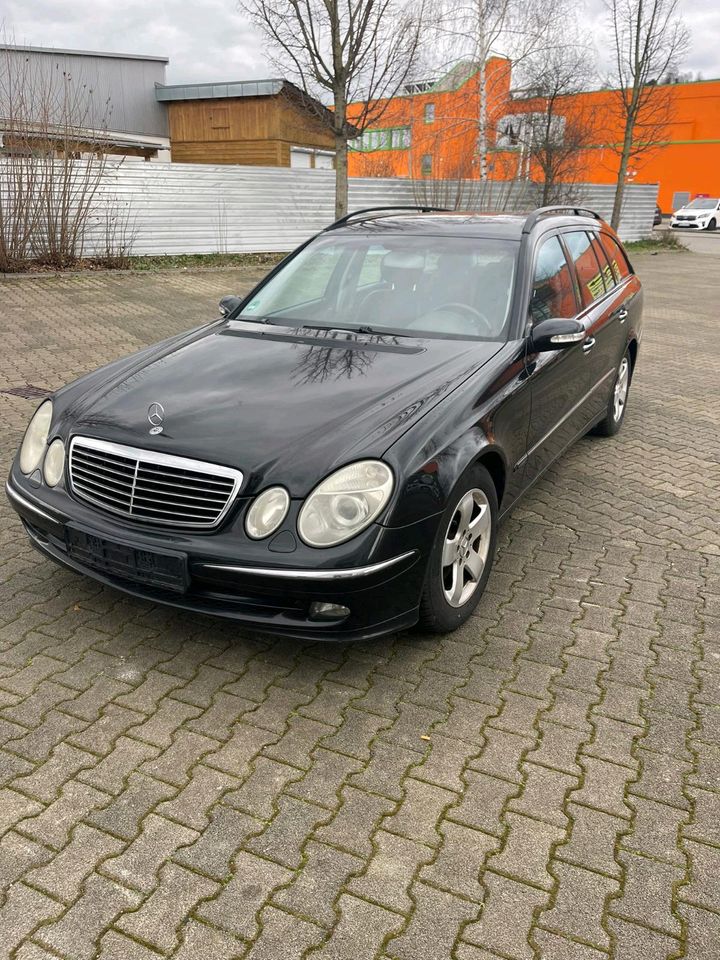 Mercedes E220 CDI avantgarde 2006 top zustand automatik kombi in Müllheim