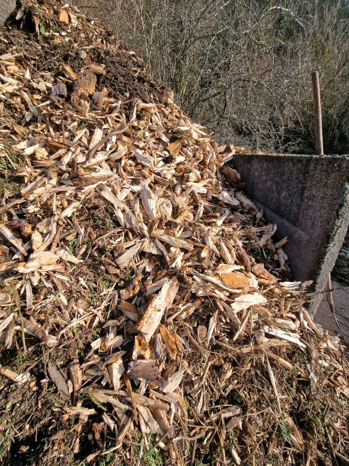 Brecher Arjes, Bauschutt, Recycling, Mieten in Schlitz