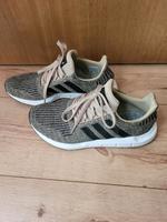 Adidas Sneaker Swift Run "Raw Gold" 40 Köln - Nippes Vorschau
