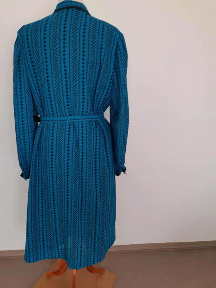 Damen Kleid lange Ärmel Türkis, schwarz mit Gürtel unterfüttert in Augsburg