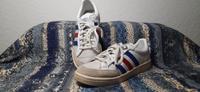 Nr.3 Kultige Adidas Sneaker (EU 38) – Sehr guter Zustand Niedersachsen - Weener Vorschau