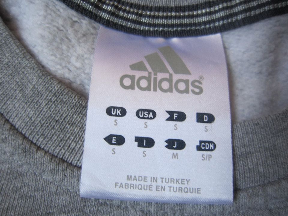 Adidas Pullover/ Kapuzenpullover Gr.S in Harsefeld