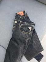 Replay Jeans Luz W 27, L 30 schwarz mit dezentem Muster w.NEU Nordrhein-Westfalen - Kerpen Vorschau