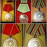 5 Orden/Medaillen aus der DDR Hessen - Solms Vorschau