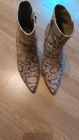 Neue Stiefeletten Gr.38 Catwalk Bayern - Alzenau Vorschau