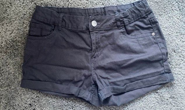 Kurze Hose Größe 170 in Dülmen