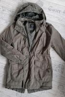 Damenparka/Jacke Gr. 38 khaki neuwertig Brandenburg - Schwarzheide Vorschau