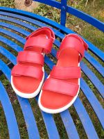 Ecco Sandalen rot gr. 38 NEU Nordrhein-Westfalen - Breckerfeld Vorschau