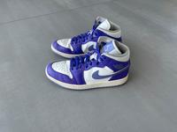Nike Air Jordan 1 MID WMNS Damen Mädchen Lila Gr.40,5 Nordrhein-Westfalen - Rietberg Vorschau