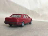 Herpa / Wiking BMW E32 Modellauto BMW 735 740 750 – 1:87 - rot – Bayern - Regensburg Vorschau