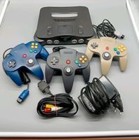 Nintendo 64 Konsole mit 3 Controller Nordrhein-Westfalen - Enger Vorschau