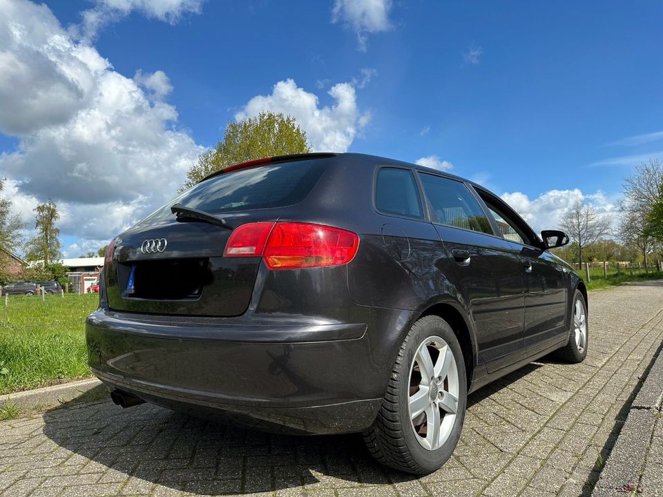 Audi A3 2.0 TFSI Attraction Sportback Attraction in Aurich
