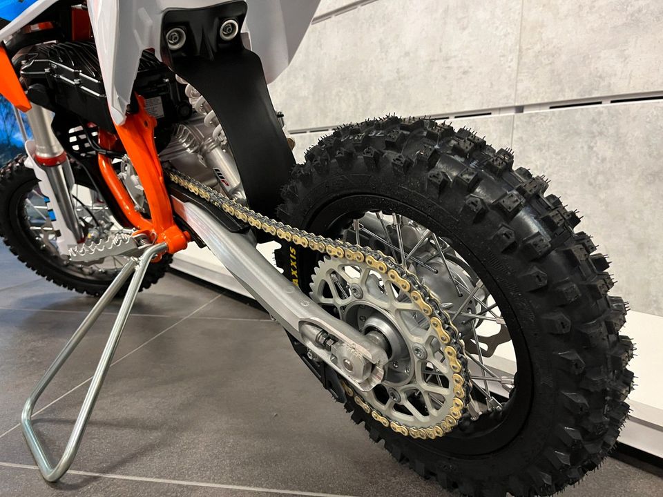 KTM SX-E 5 MODELL 2022 Finanzierbar in Kleinmachnow