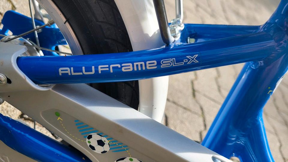 PUKY "Alu frame" edition SL-X, 12", Sonderedition Fussball, blau in Augsburg
