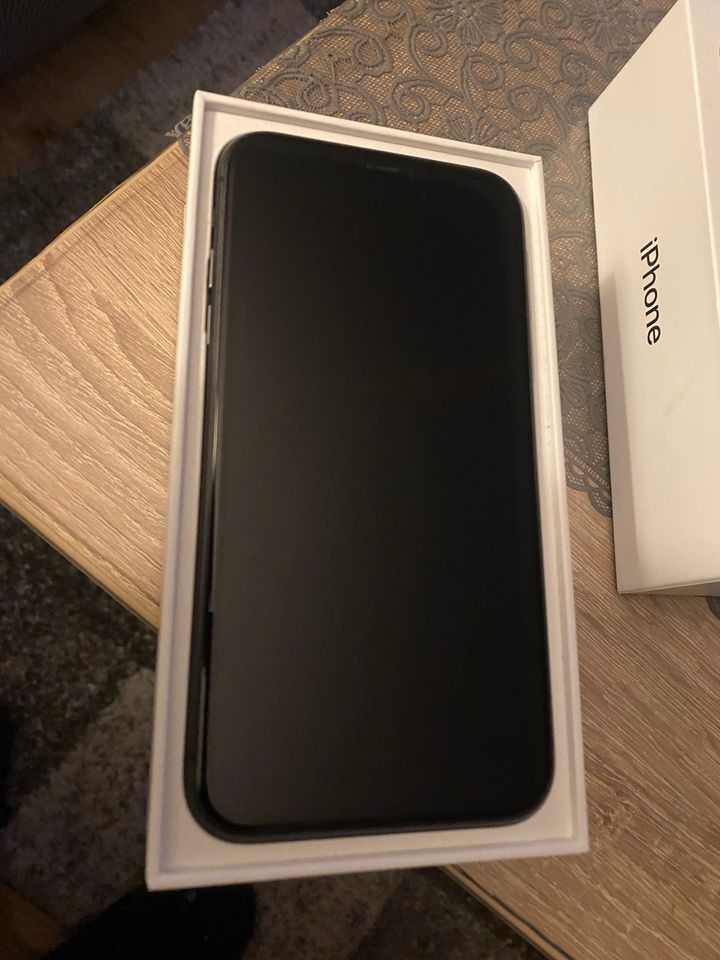 Iphone 11 256 GB in Hinte