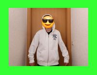 Hoddie in XL weiß mit Zipper Nordrhein-Westfalen - Erftstadt Vorschau