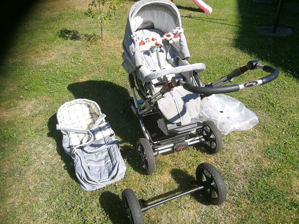 TOP! Kinderwagen von Harten inkl. Adapter für Babyschale in Stadt Wehlen