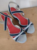Sandalen Schuhe mit Keilabsatz blau - 38 - wie neu Bayern - Untermeitingen Vorschau