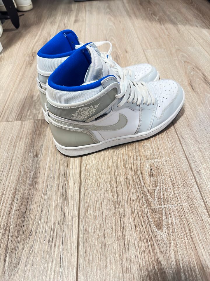 Nike Jordan 1 Retro High Zoom White Racer Blue in Maintal