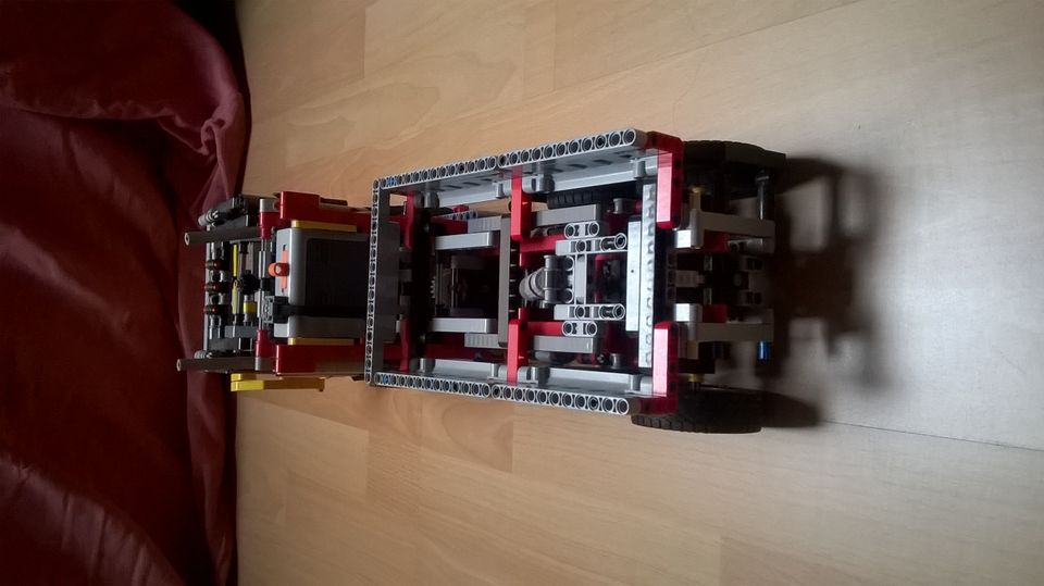 Lego Technik Nr. 9397 Holztranporter im OVP m. Bauanleitung in Grebenhain