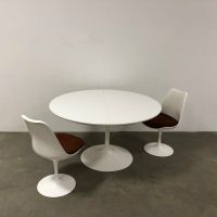 ANKAUF Eero Saarinen Tulip Tische Stühle von Knoll International Köln - Lindenthal Vorschau