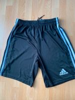 adidas Shorts, kurze Hose, Gr. 164 Bayern - Zeitlarn Vorschau