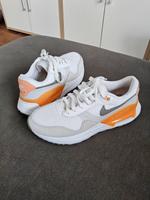 Nike Air Max Systm, 39 neuwertig Niedersachsen - Lachendorf Vorschau