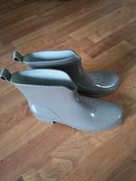 Gummistiefel Größe 40 Neuwertig Hessen - Gemünden (Wohra) Vorschau