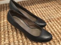 Tamaris Pumps schwarz 39 braun Holzoptik High Heels Rheinland-Pfalz - Herdorf Vorschau