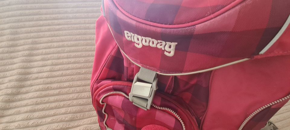 Ergobag Schulrucksack RhabarBär pink kariert in Aachen