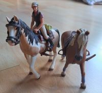 2 Schleich Pferde mit Sattel und Reiter Sachsen - Ottendorf-Okrilla Vorschau