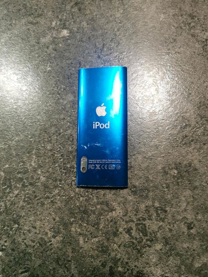 iPod blau mp3 in Pommelsbrunn