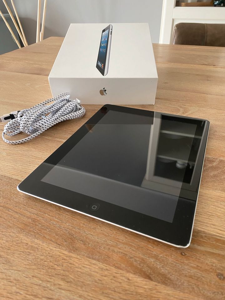 iPad 4 32gb schwarz mit OVP in Velbert