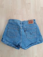 LEVI'S Levi Strauss Denim Jeans Shorts kurze Hose Niedersachsen - Laatzen Vorschau