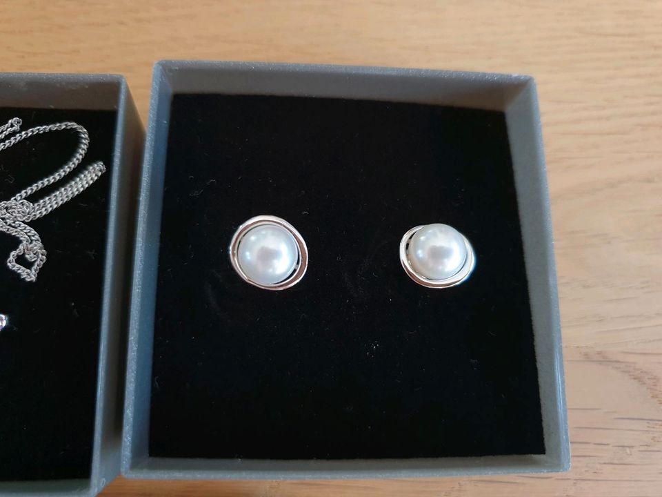 Schmuckset Perlen Kette und Ohrstecker Zeeme Pearls in Gosheim