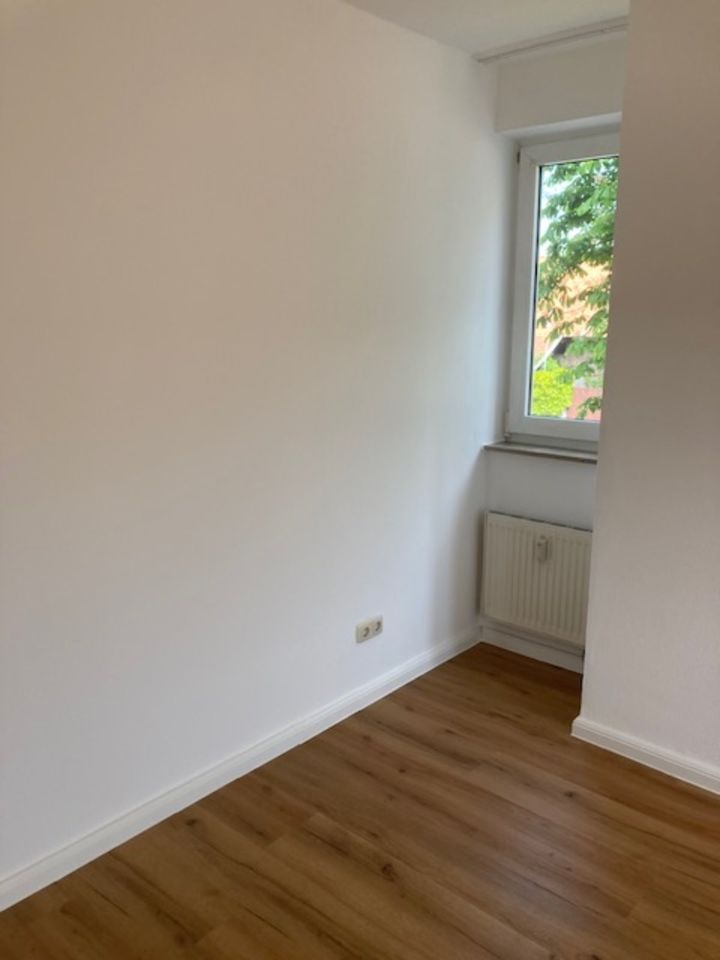 Renovierte 2 Zimmer-Wohnung mit Südbalkon (ohne Provision) in Würselen