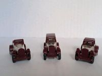 Ü ei Figuren / Edle Metall - Oldtimer (Variante rot) Hessen - Aßlar Vorschau